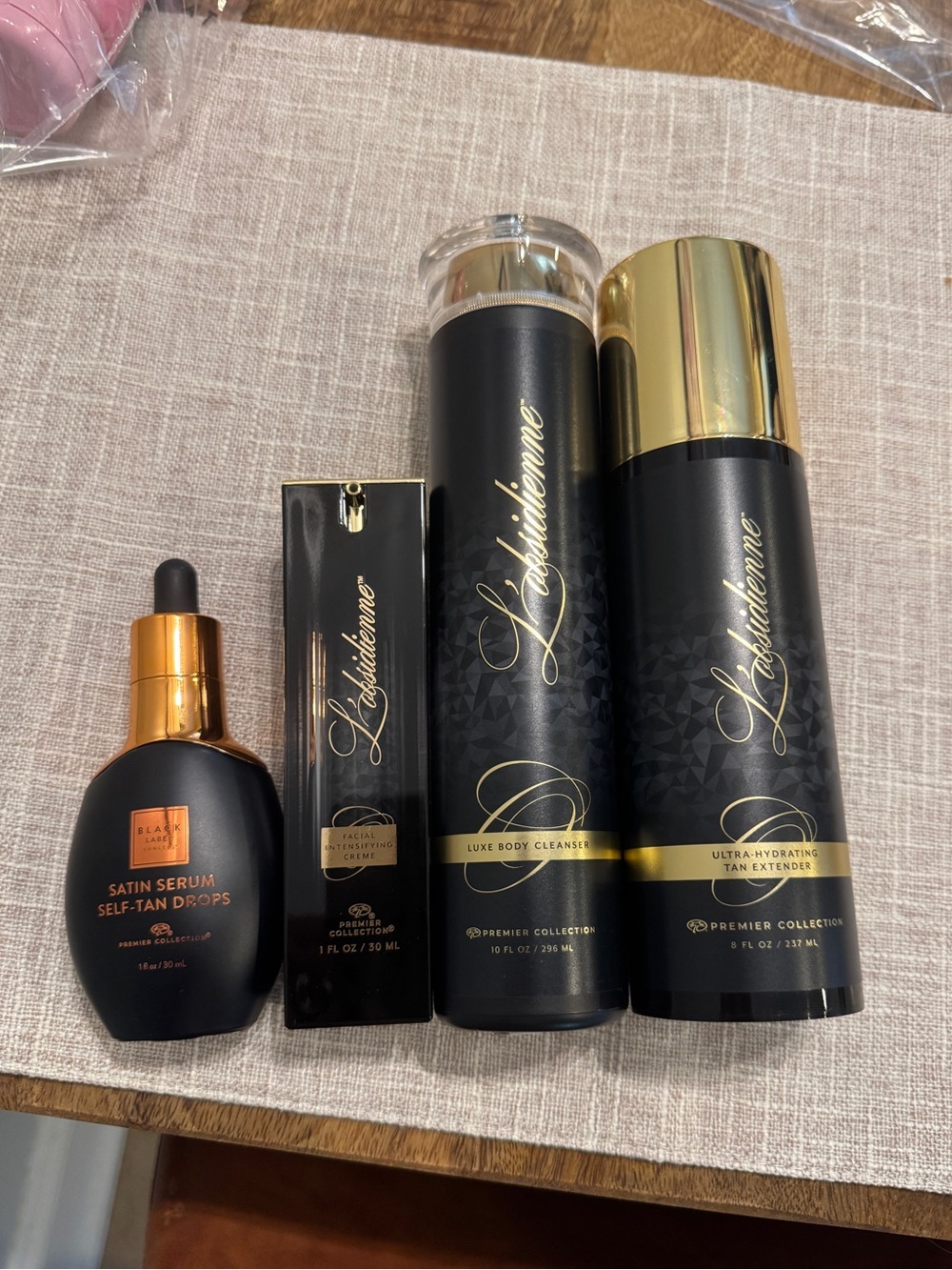 Indoor/outdoor tanning products package